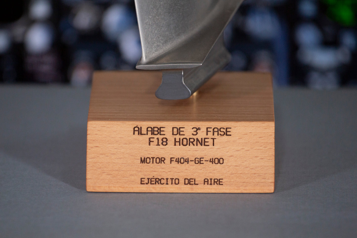 Álabe de 3ª fase grande - F18 Hornet